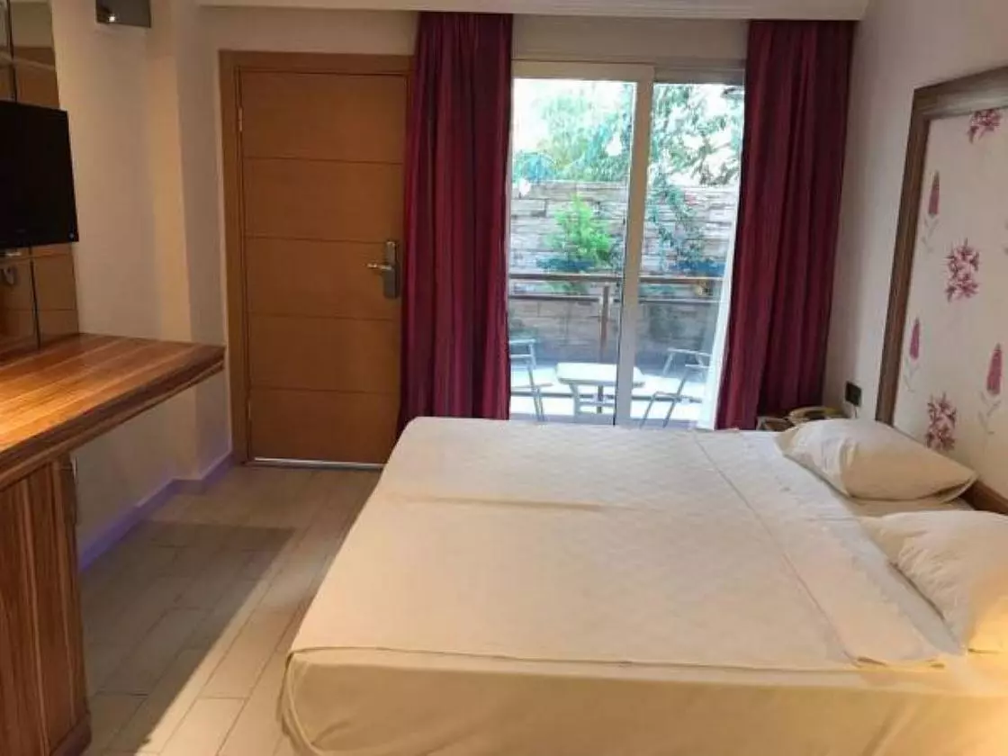 CLESEASIDE_SHABAVIZ (14).jpg